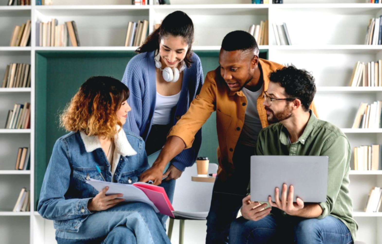 Erste Workshops und Bildungsprogramme 2021